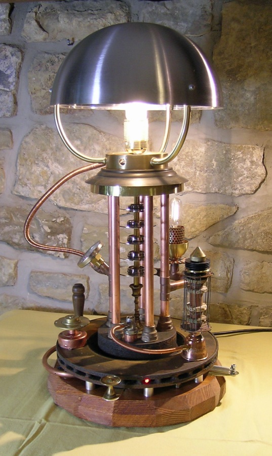 Steampunk Lamp 7_1834_900.jpg